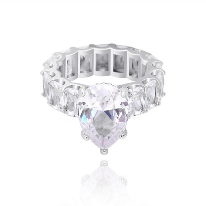 Luxury Fashion Iced Out Bling Water Drop Pinky Baguette Finger Rings For Girls Women Charm Engagement Jewelry Gifts