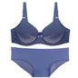 Glossy plus size bra set