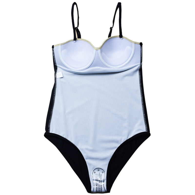 One-piece bikini