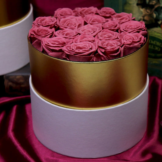Immortal Flower Hug Bucket 18 Roses Box Mother's Day Tanabata Valentine's Day Gift